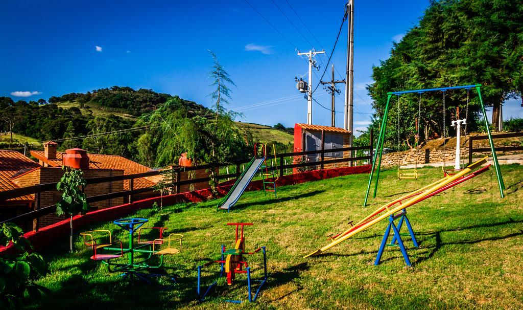 Encantos Do Vale Pousada E Spa Cultural Bueno Brandao Ngoại thất bức ảnh