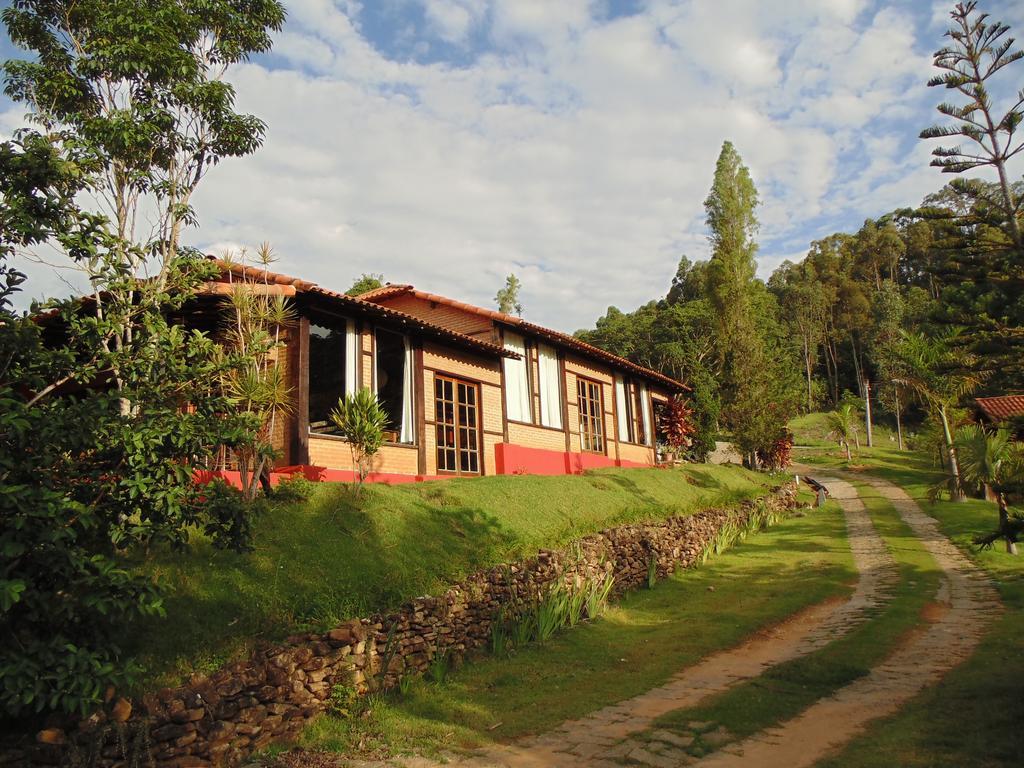 Encantos Do Vale Pousada E Spa Cultural Bueno Brandao Ngoại thất bức ảnh